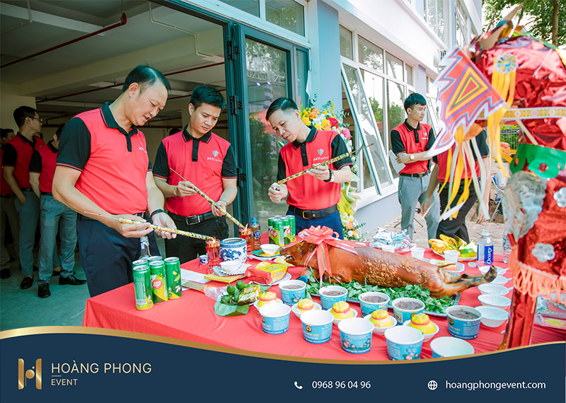 Lễ cúng khai trương nhà xưởng đơn giản