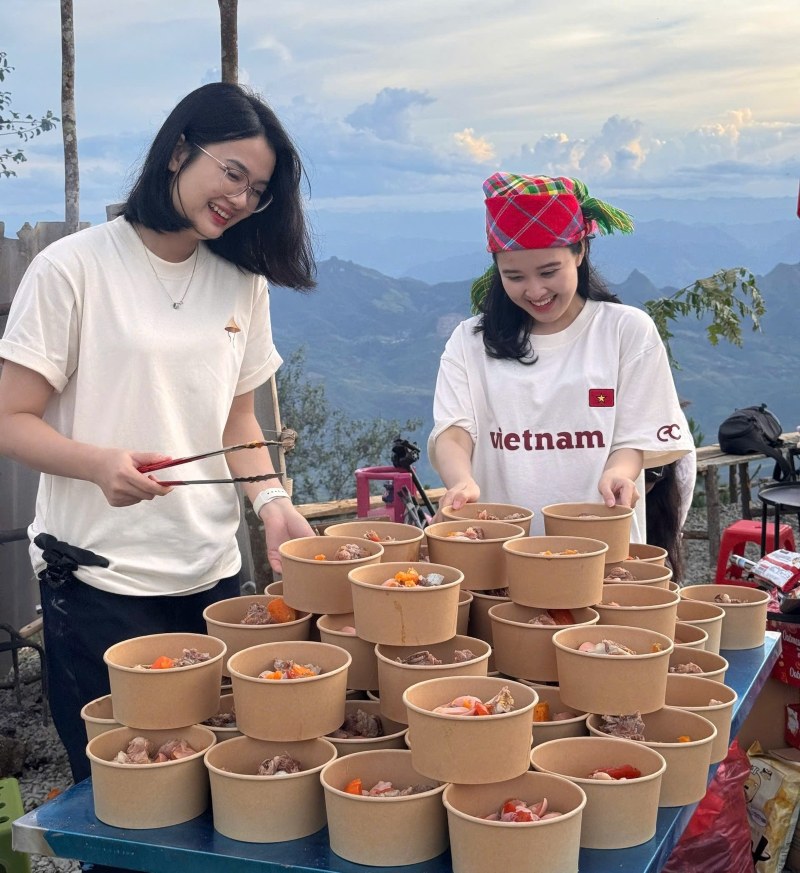 tổ chức trung thu cho trẻ em nghèo