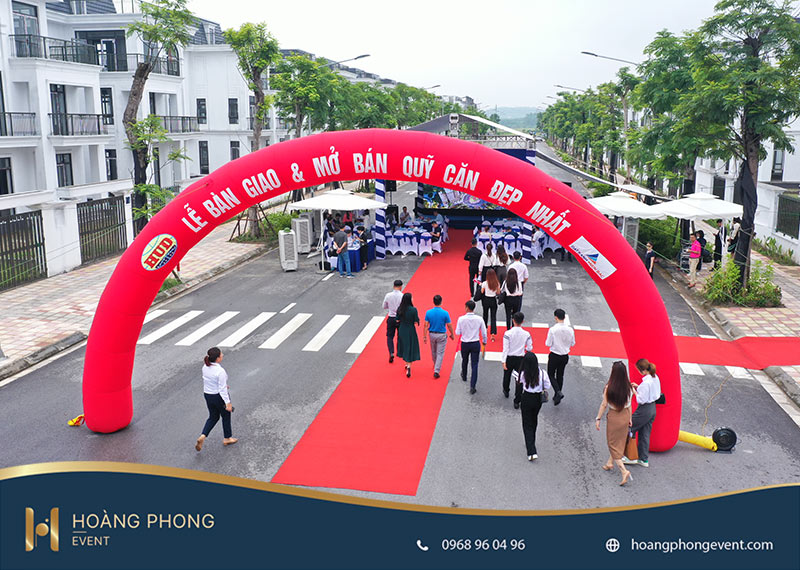 cho thuê cổng chào hơi 