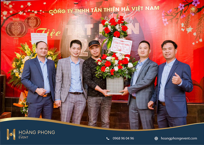 top backdrop tiệc tân niên đẹp nhất