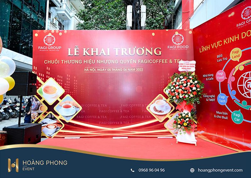 thiết kế backdrop khai trương theo yêu cầu