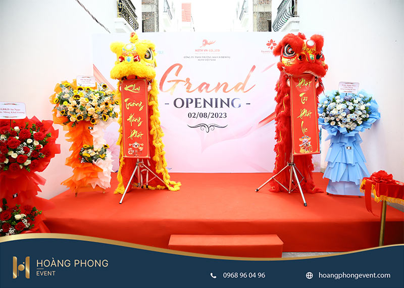 trang trí backdrop khai trương bong bóng