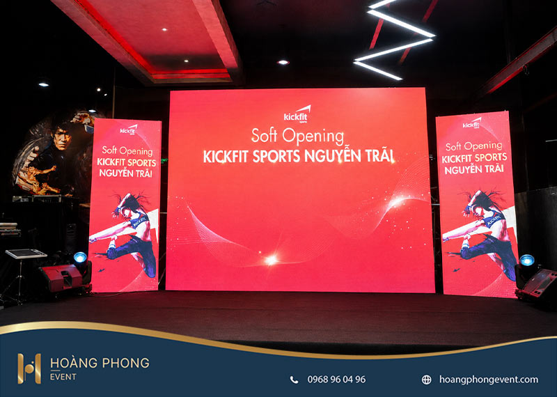 mẫu backdrop màn hình LED khai trương