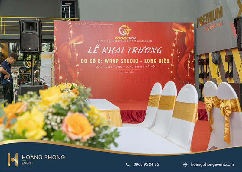 thiết kế backdrop khai trương đẹp