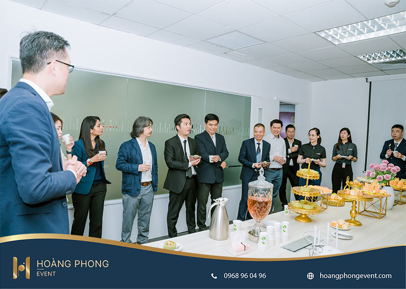 tổ chức tiệc giao lưu