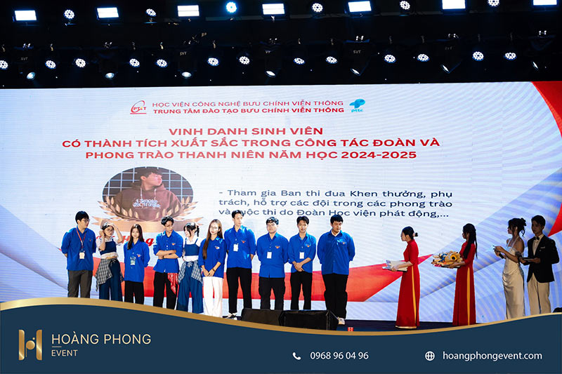 đêm nhạc shine bright chào tân sinh viên PTIT 2025