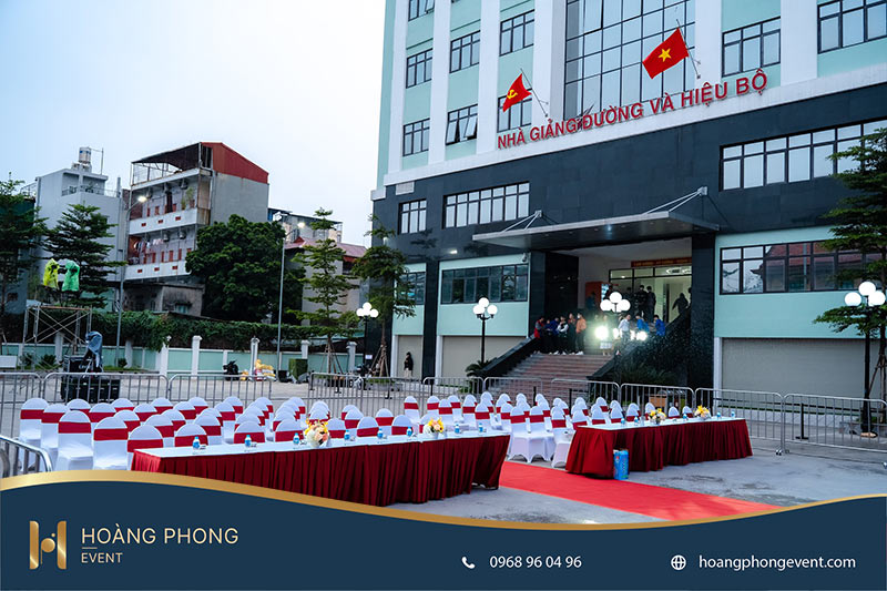 đêm nhạc shine bright chào tân sinh viên PTIT 2025