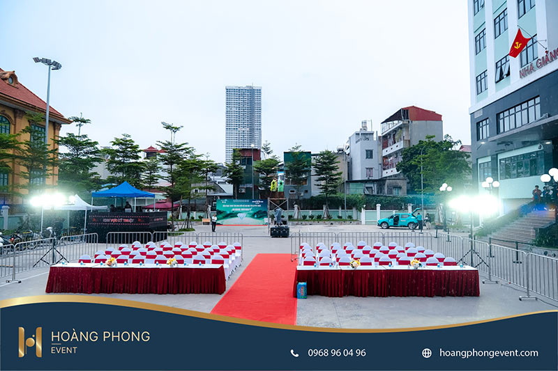 đêm nhạc shine bright chào tân sinh viên PTIT 2025