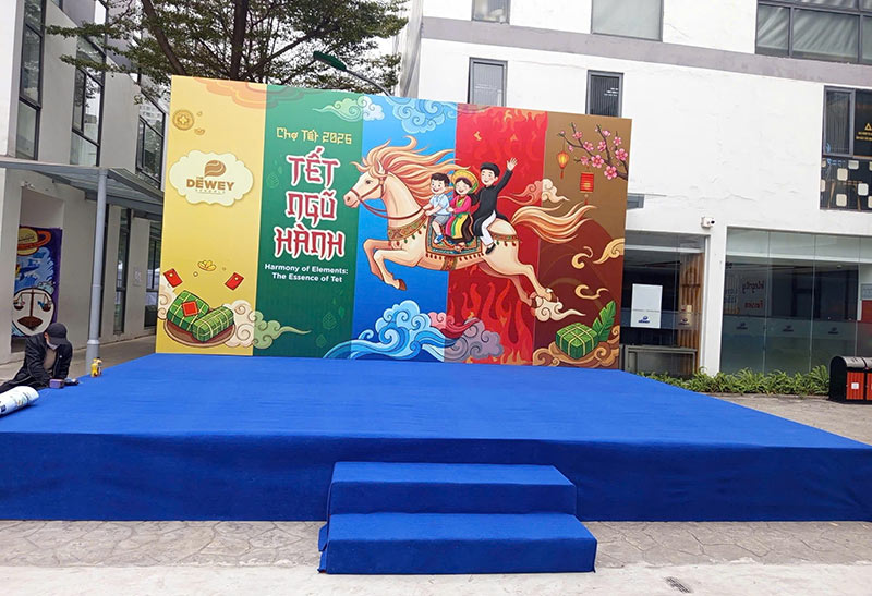 backdrop tiệc tất niên đẹp 2026
