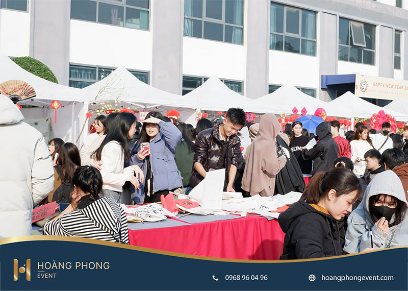 trang trí gian hàng ẩm thực hội chợ đẹp