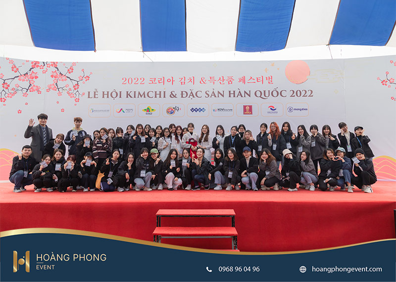 thuê sân khấu tổ chức sự kiện đẹp