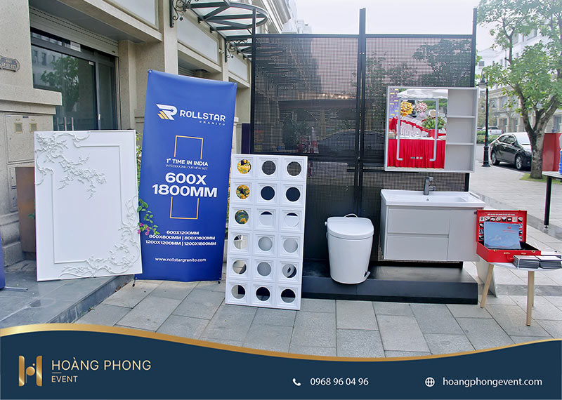 cho thuê standee mẫu mã đẹp