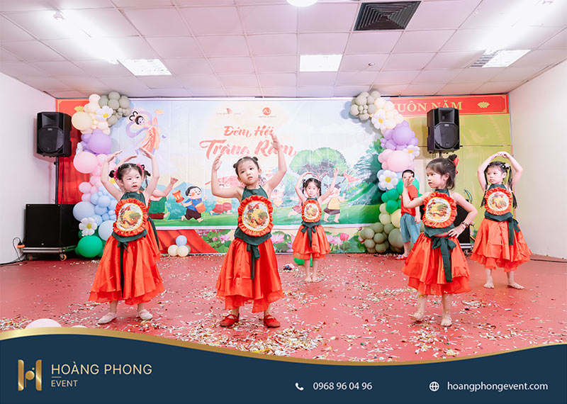 mẫu backdrop tết trung thu