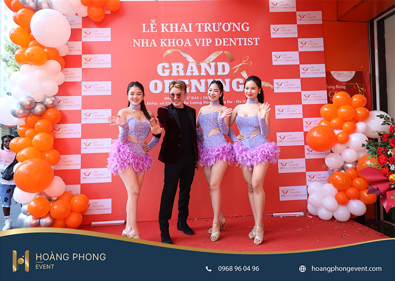 chi phí tổ chức khai trương nha khoa Hà Nội