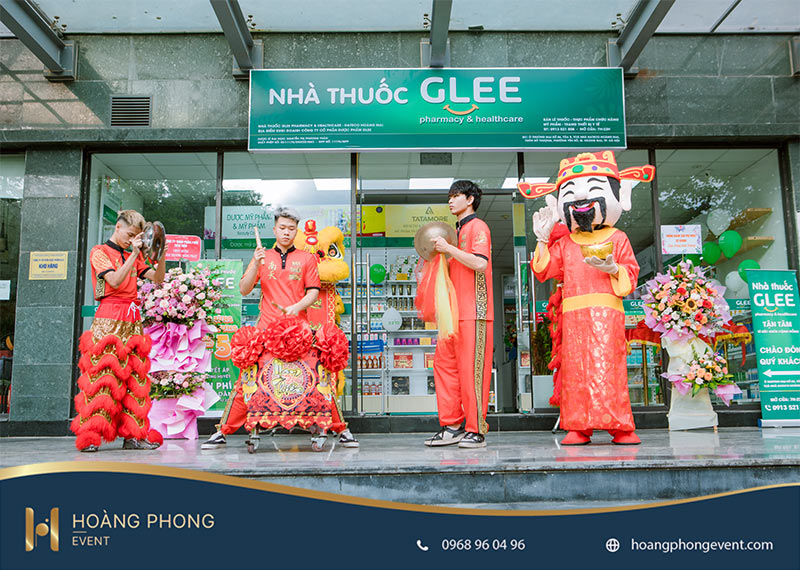 chuẩn bị khai trương nhà thuốc